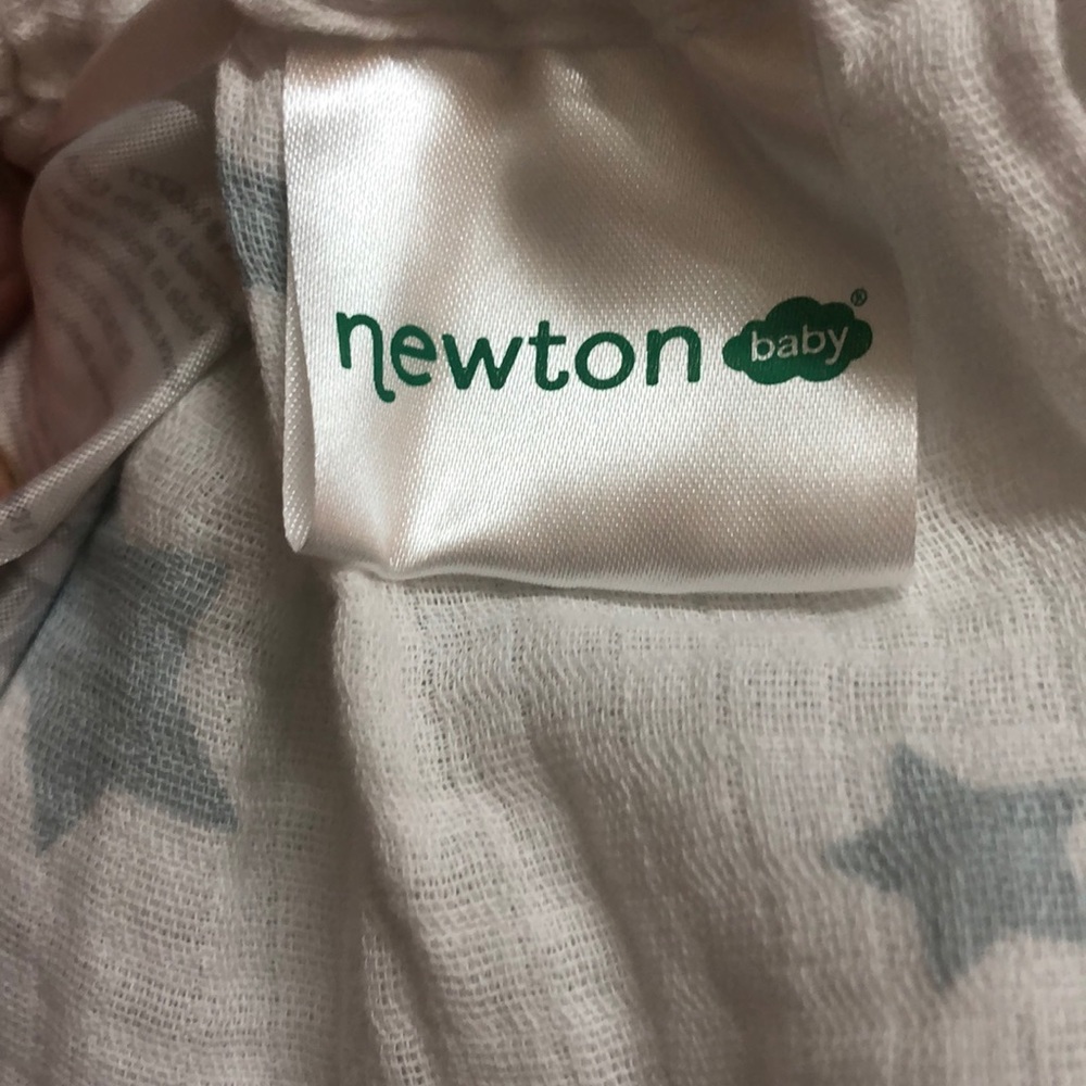 Set of 2 Newton Baby mini crib sheets NWOT